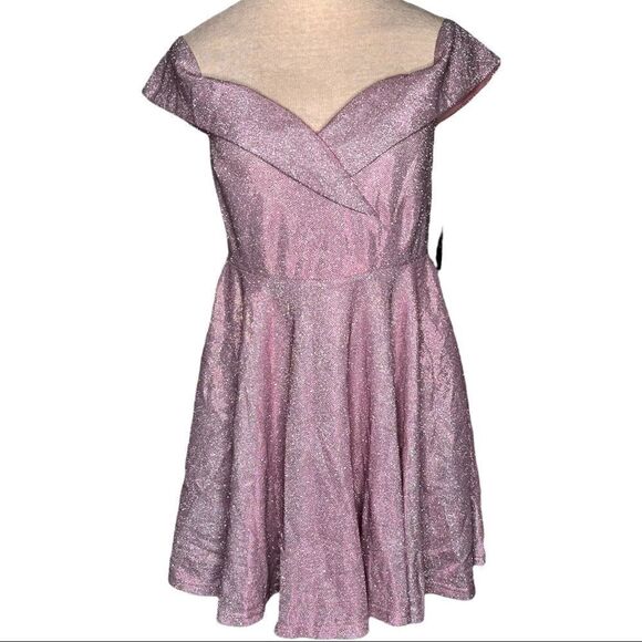 Lulus Shimmer Off Shoulder Dress Size Medium Circle Fit Flare Pink Barbiecore - Picture 1 of 6